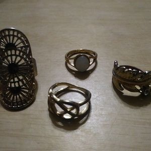 Set of cute rings